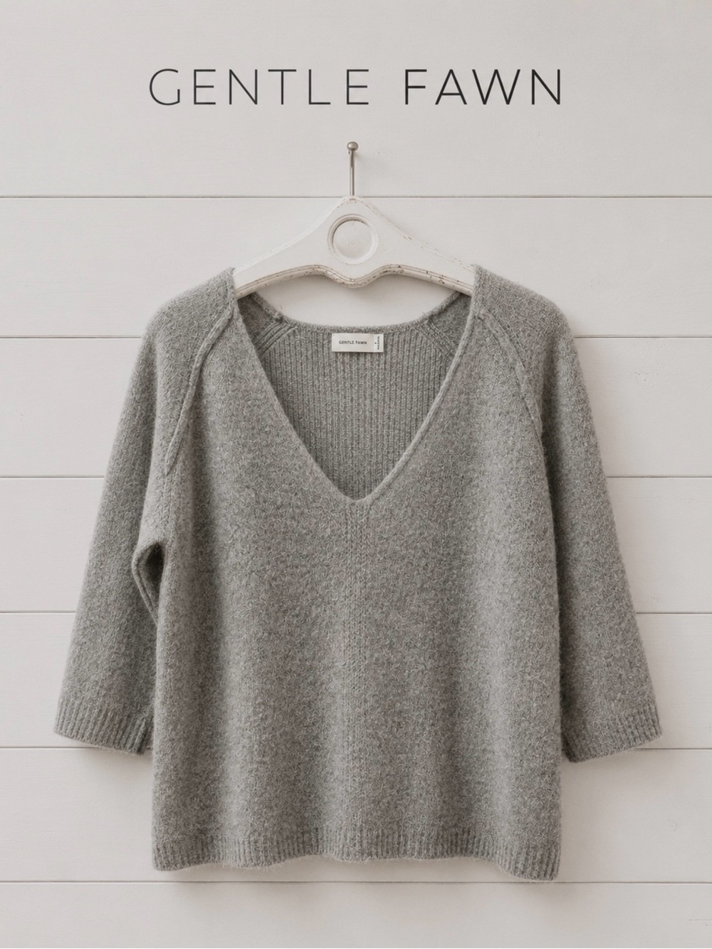 GENTLE FAWN Grey V-Neck Knit Sweater – Soft Minimalist Style – Size S